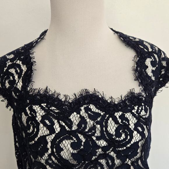 Tadashi Shoji Lace Cocktail Dress Navy Cap Sleeve Tie Waist Event Women 2 - Picture 5 of 13